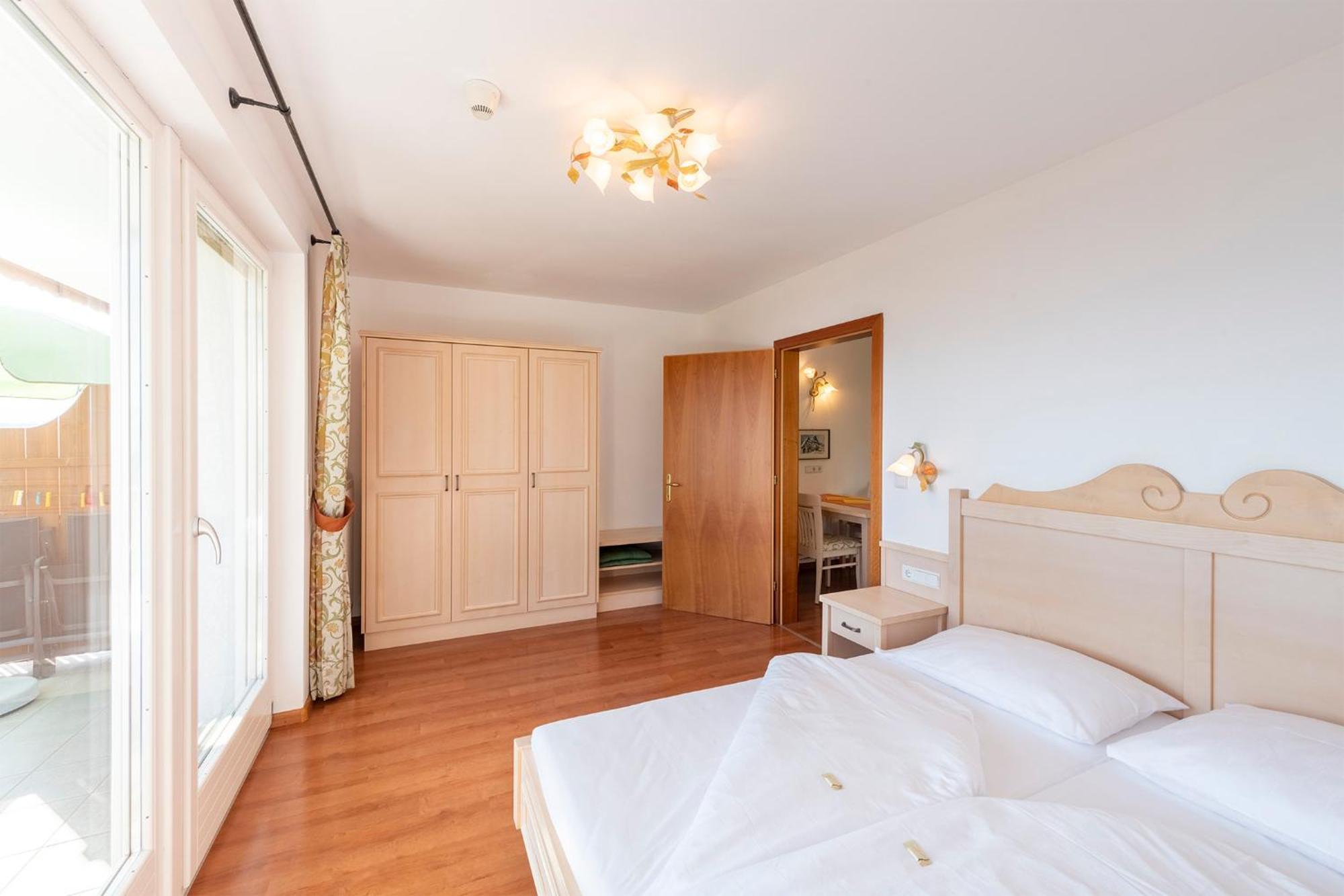 Appartement Tschivon Scena Exterior foto