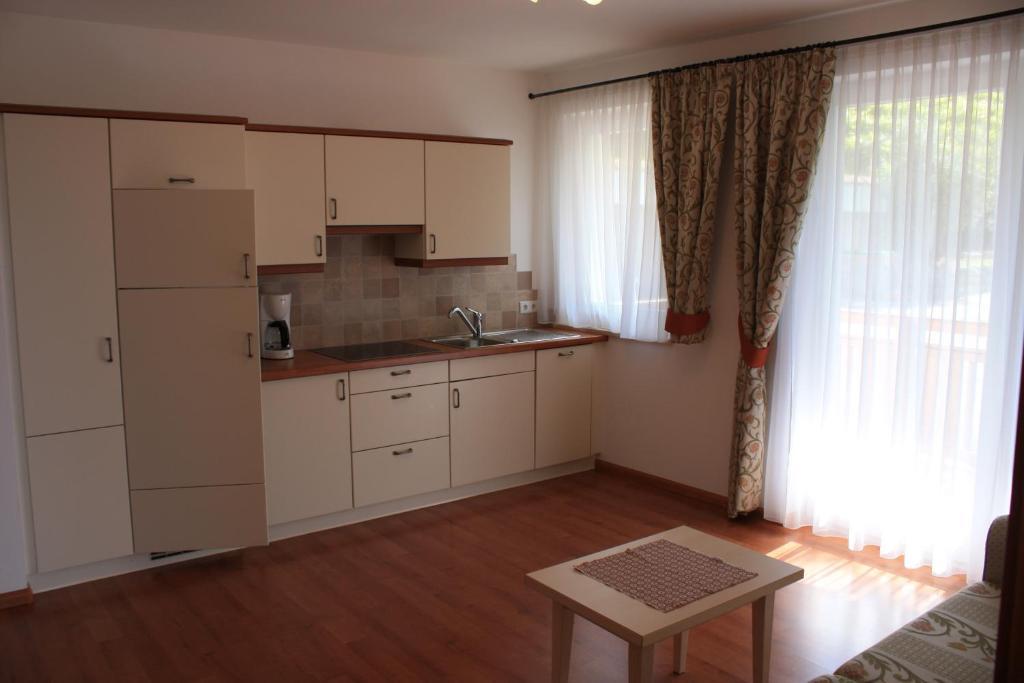 Appartement Tschivon Scena Habitación foto