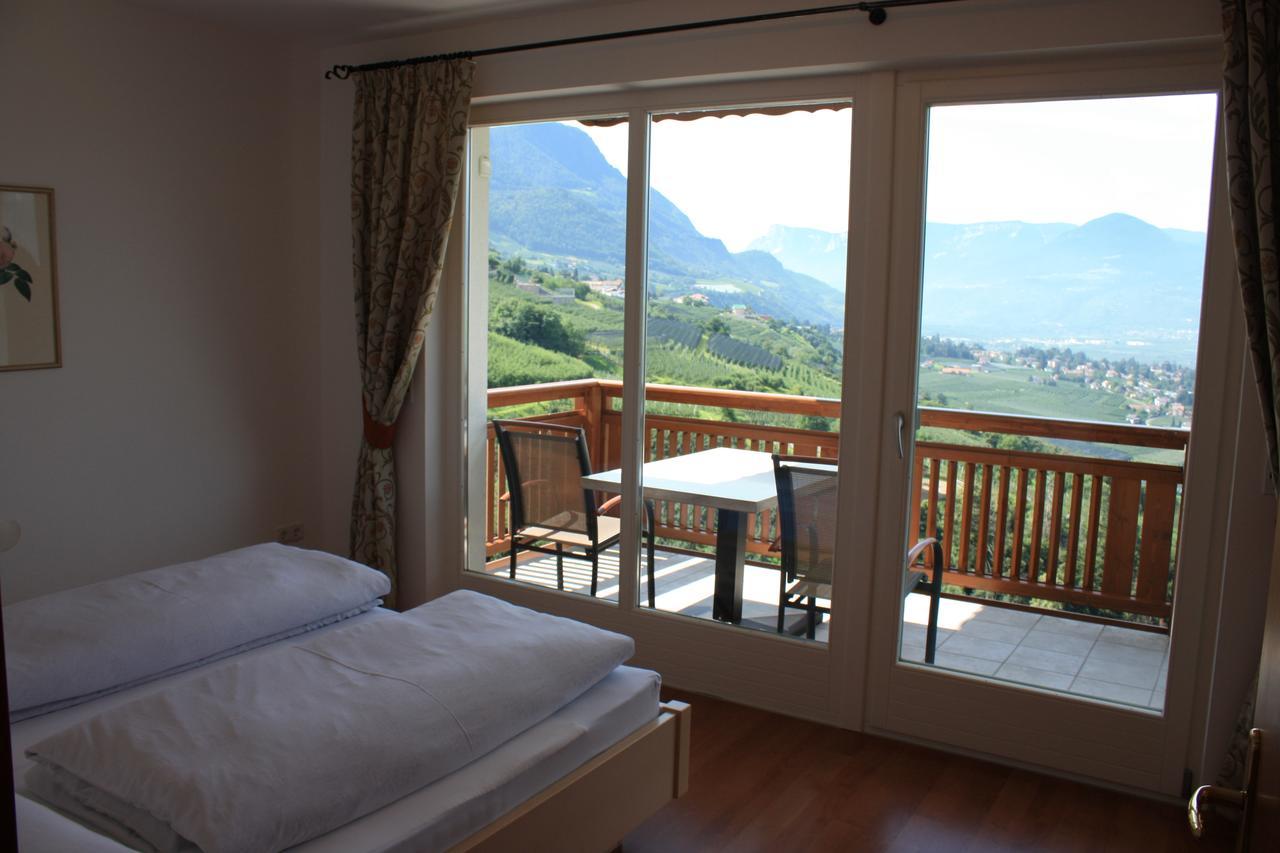 Appartement Tschivon Scena Exterior foto