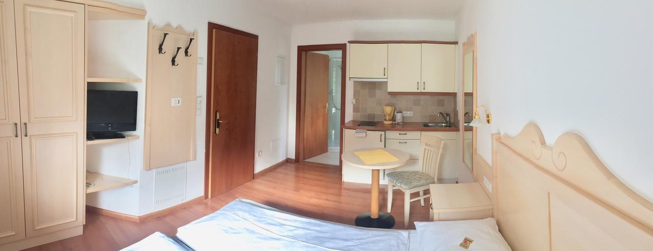 Appartement Tschivon Scena Exterior foto